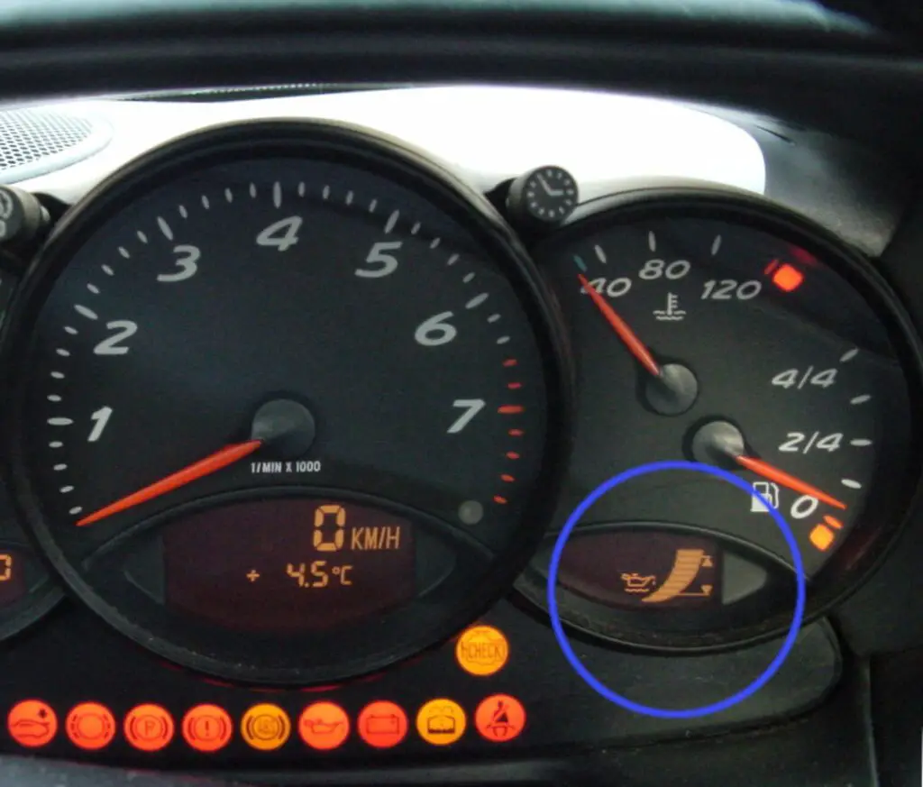 Boxstertips - Changing the Oil on your Porsche Boxster - Oil Level 986